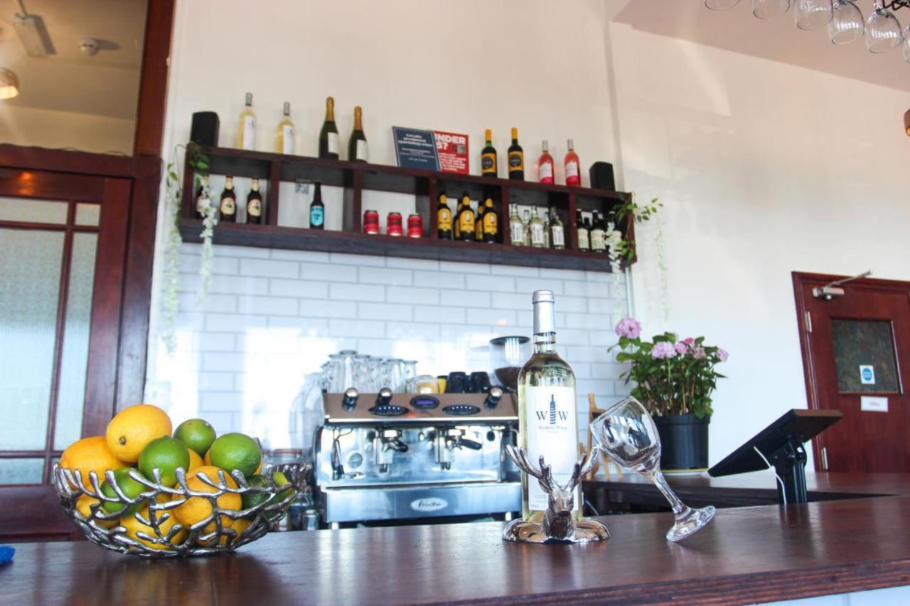 The Bank Hotel & Bistro Хейстингс Екстериор снимка